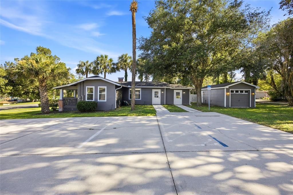For Sale: $325,000 (0 beds, 0 baths, 1054 Square Feet)