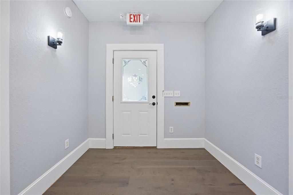 For Sale: $325,000 (0 beds, 0 baths, 1054 Square Feet)