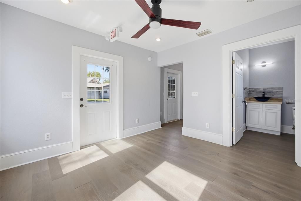 For Sale: $325,000 (0 beds, 0 baths, 1054 Square Feet)