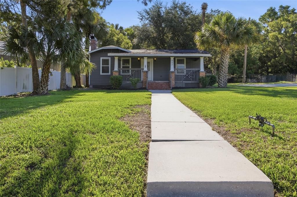 For Sale: $325,000 (0 beds, 0 baths, 1054 Square Feet)