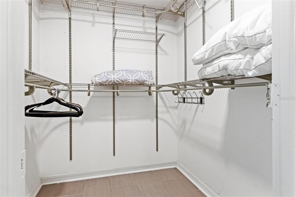 В аренду: $3,350 (3 спален, 2 ванн, 1706 Квадратных фут)