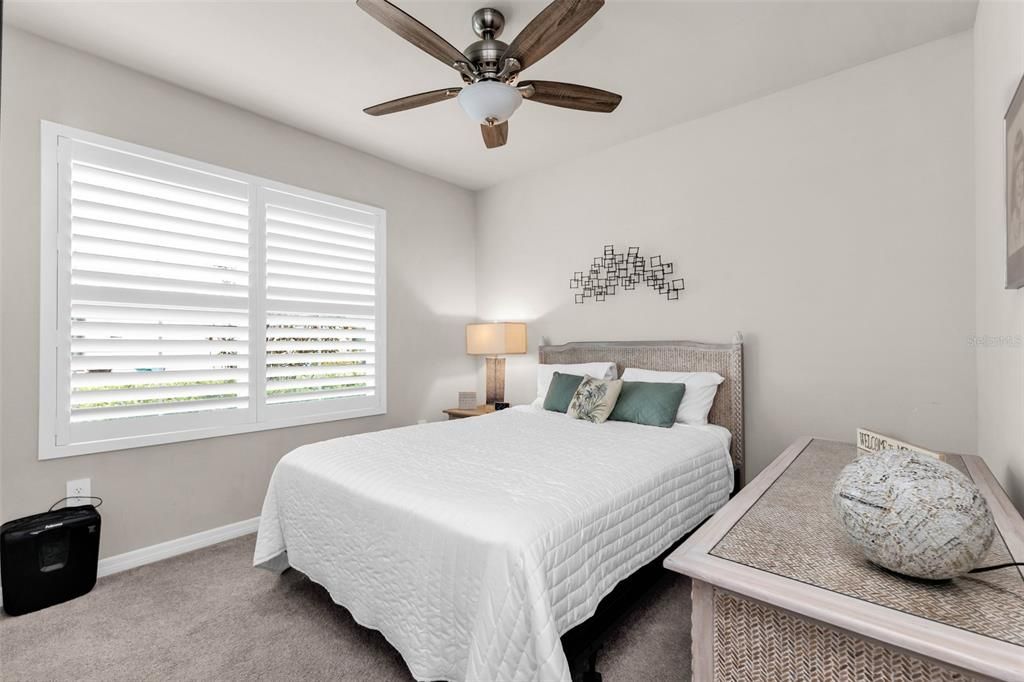 For Sale: $325,000 (4 beds, 2 baths, 1791 Square Feet)