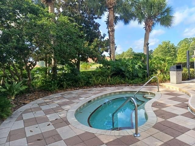 For Sale: $245,000 (2 beds, 2 baths, 1161 Square Feet)