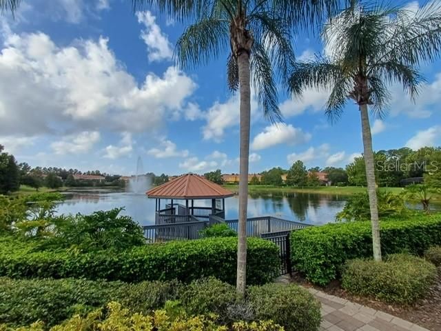 For Sale: $245,000 (2 beds, 2 baths, 1161 Square Feet)