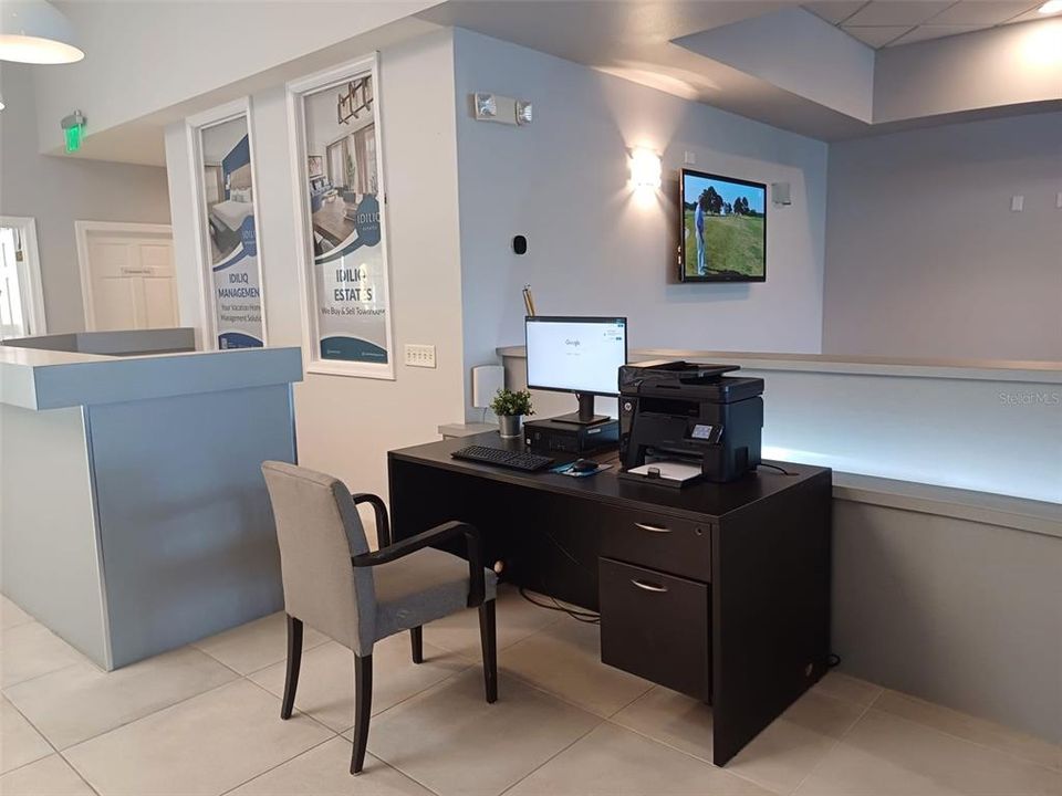 For Sale: $245,000 (2 beds, 2 baths, 1161 Square Feet)