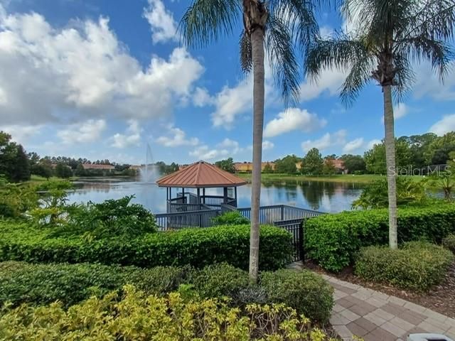 For Sale: $245,000 (2 beds, 2 baths, 1161 Square Feet)