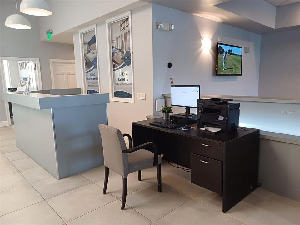 For Sale: $245,000 (2 beds, 2 baths, 1161 Square Feet)