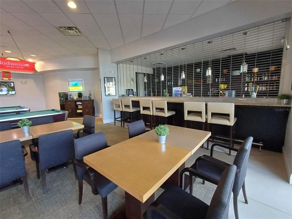 For Sale: $245,000 (2 beds, 2 baths, 1161 Square Feet)
