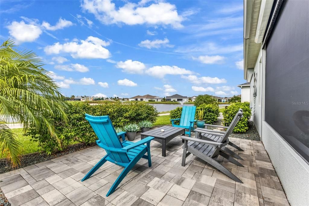 For Sale: $344,500 (2 beds, 2 baths, 1375 Square Feet)