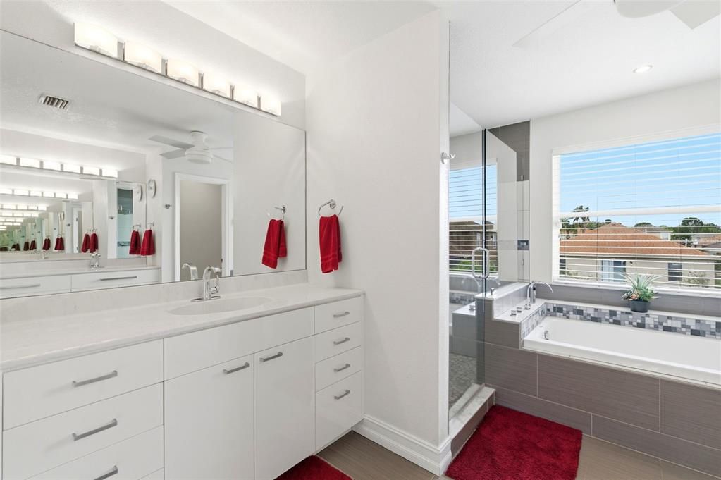 For Sale: $459,900 (4 beds, 2 baths, 2408 Square Feet)