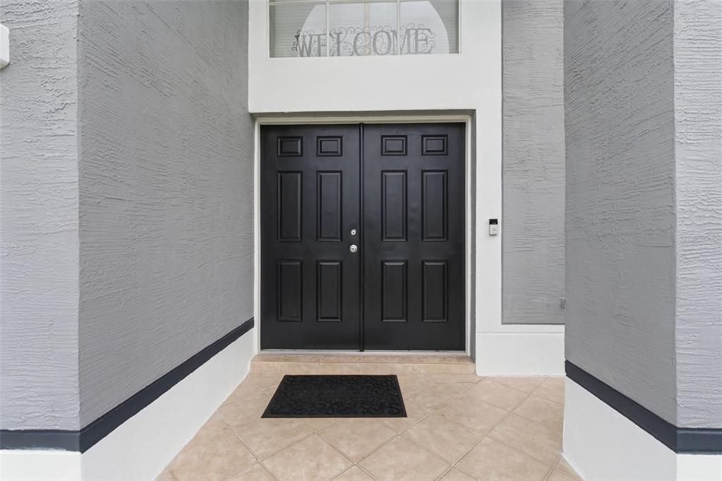 For Sale: $459,900 (4 beds, 2 baths, 2408 Square Feet)