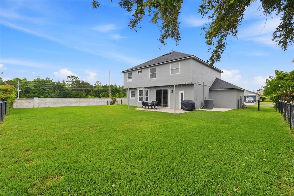 For Sale: $459,900 (4 beds, 2 baths, 2408 Square Feet)