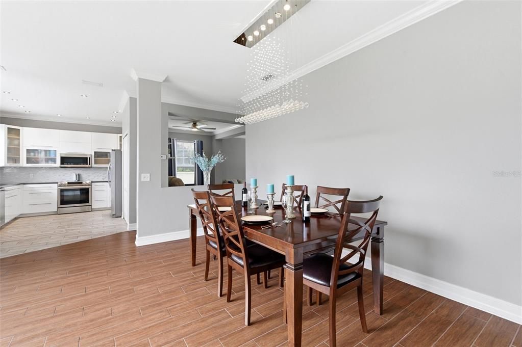For Sale: $459,900 (4 beds, 2 baths, 2408 Square Feet)