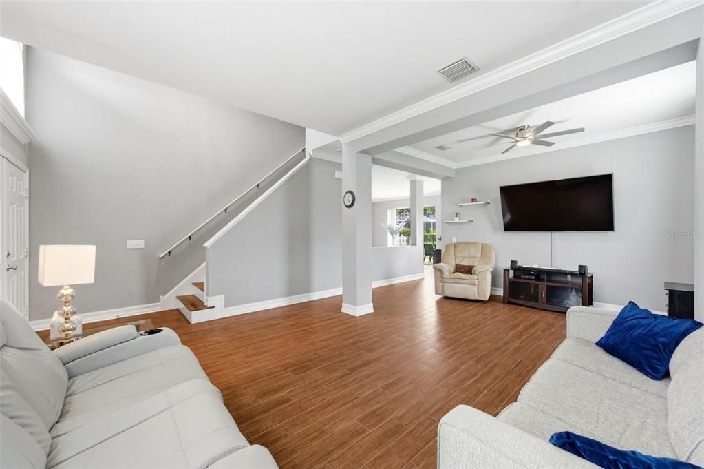 For Sale: $459,900 (4 beds, 2 baths, 2408 Square Feet)