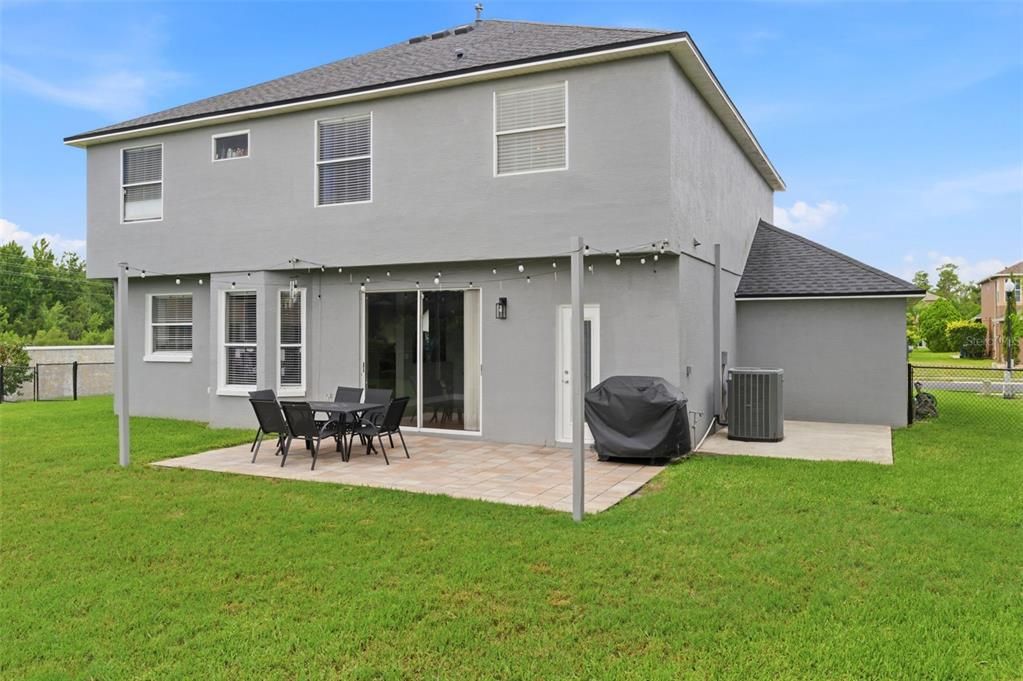 For Sale: $459,900 (4 beds, 2 baths, 2408 Square Feet)