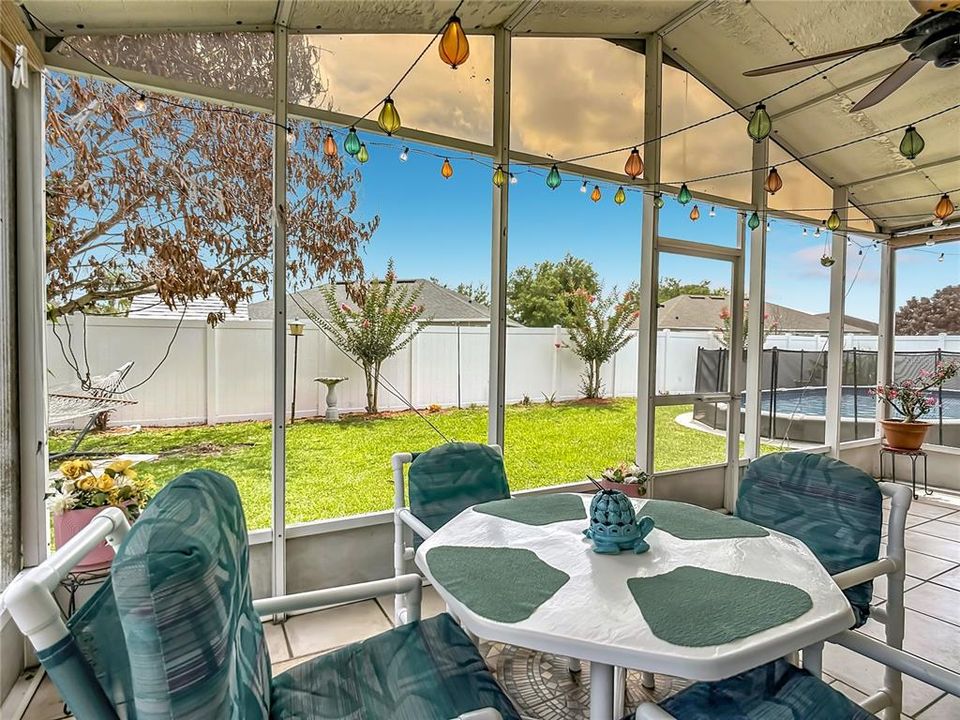 For Sale: $405,000 (3 beds, 2 baths, 1492 Square Feet)