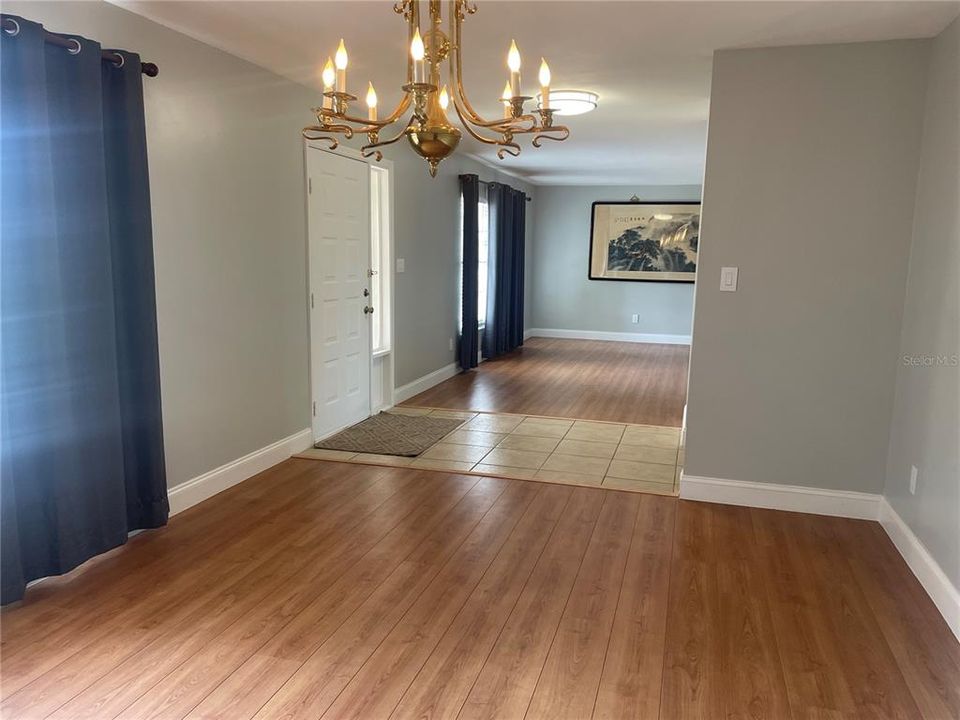For Sale: $565,900 (3 beds, 2 baths, 1986 Square Feet)