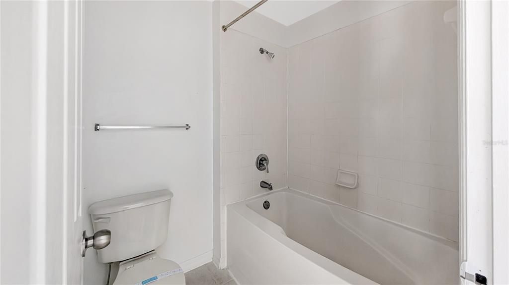 На продажу: $325,000 (2 спален, 2 ванн, 1465 Квадратных фут)