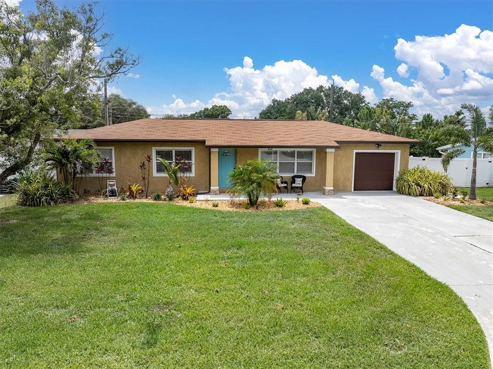 For Sale: $525,000 (4 beds, 2 baths, 1772 Square Feet)