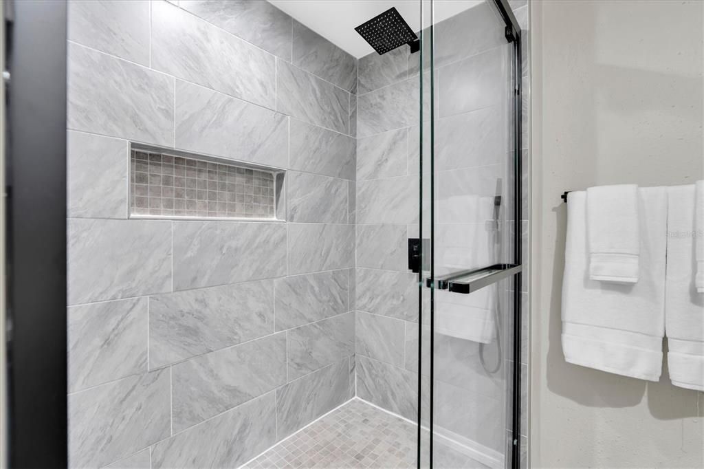 For Sale: $525,000 (4 beds, 2 baths, 1772 Square Feet)