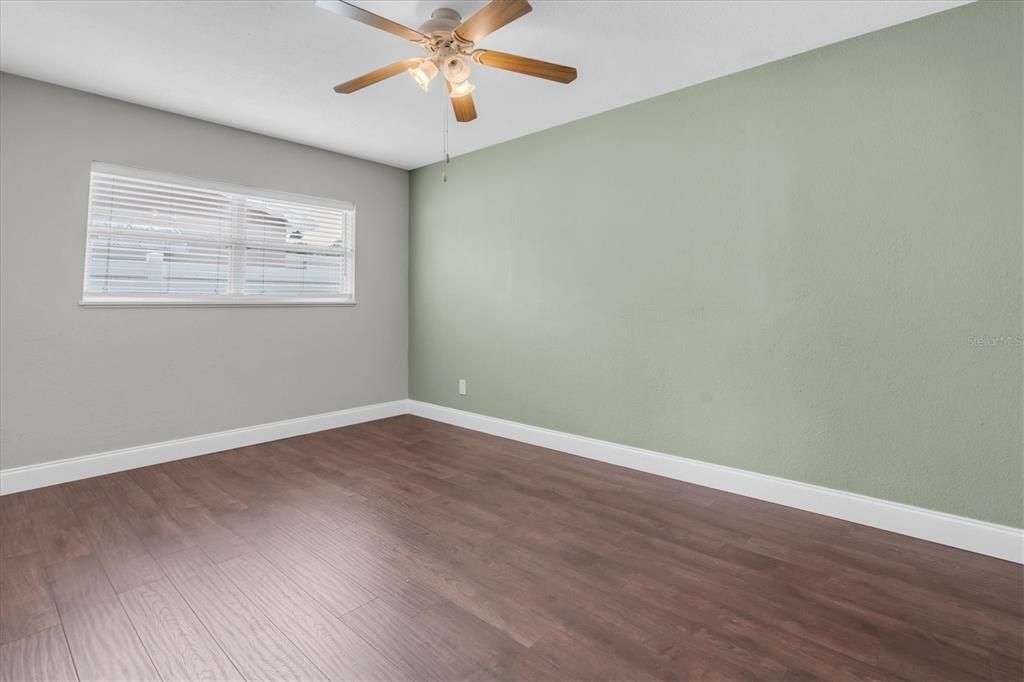 For Sale: $525,000 (4 beds, 2 baths, 1772 Square Feet)