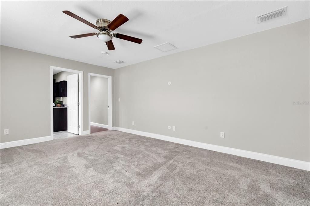 For Sale: $525,000 (4 beds, 2 baths, 1772 Square Feet)