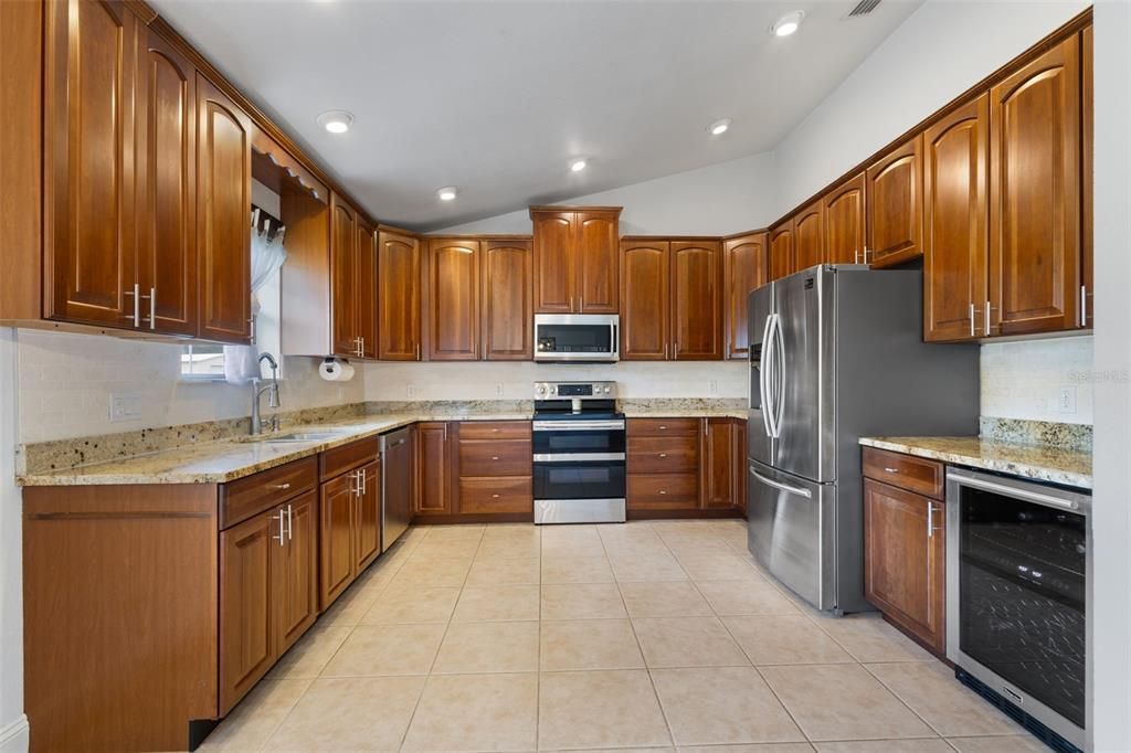 For Sale: $359,950 (3 beds, 2 baths, 1873 Square Feet)
