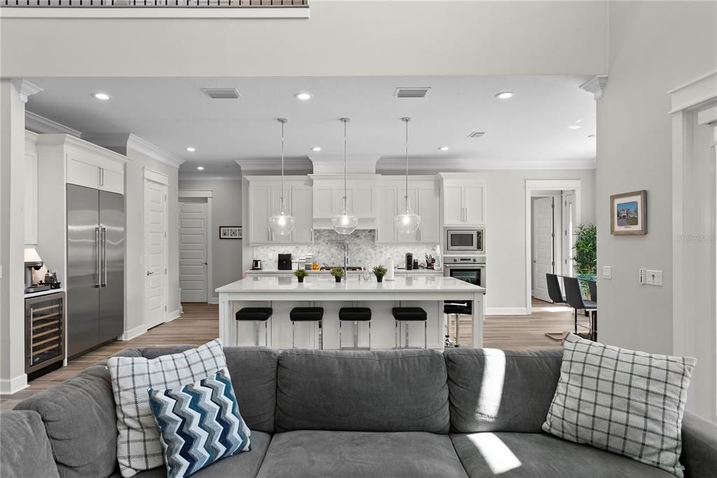 For Rent: $15,000 (5 beds, 5 baths, 4117 Square Feet)