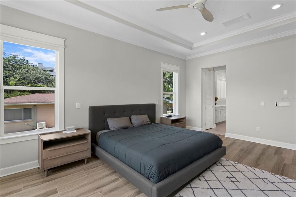 For Rent: $15,000 (5 beds, 5 baths, 4117 Square Feet)