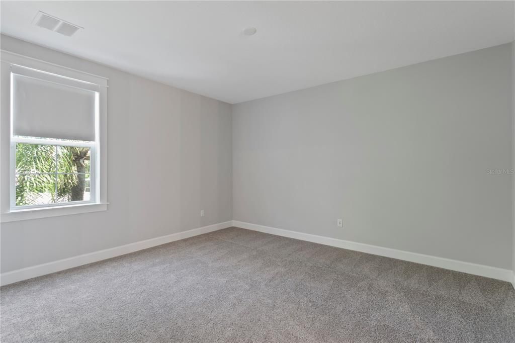 For Rent: $15,000 (5 beds, 5 baths, 4117 Square Feet)