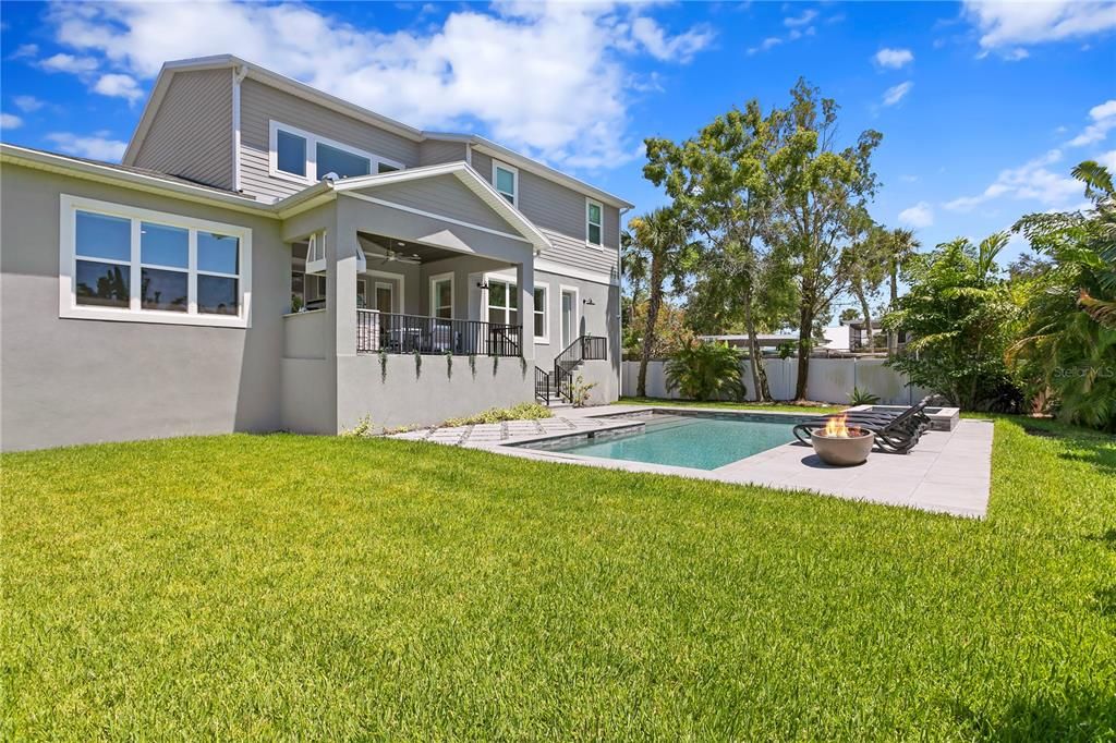 For Rent: $15,000 (5 beds, 5 baths, 4117 Square Feet)