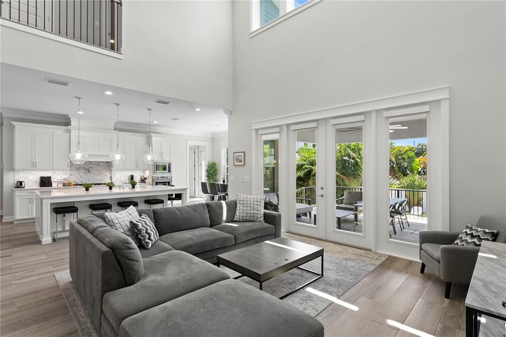 For Rent: $15,000 (5 beds, 5 baths, 4117 Square Feet)