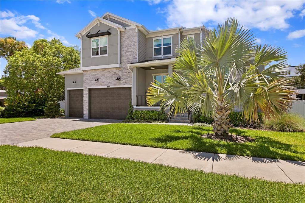 For Rent: $15,000 (5 beds, 5 baths, 4117 Square Feet)