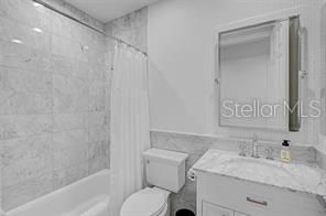 For Rent: $3,900 (3 beds, 3 baths, 2055 Square Feet)