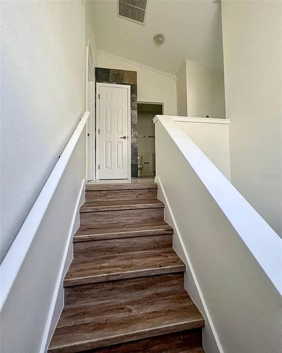 For Rent: $2,250 (4 beds, 3 baths, 1873 Square Feet)