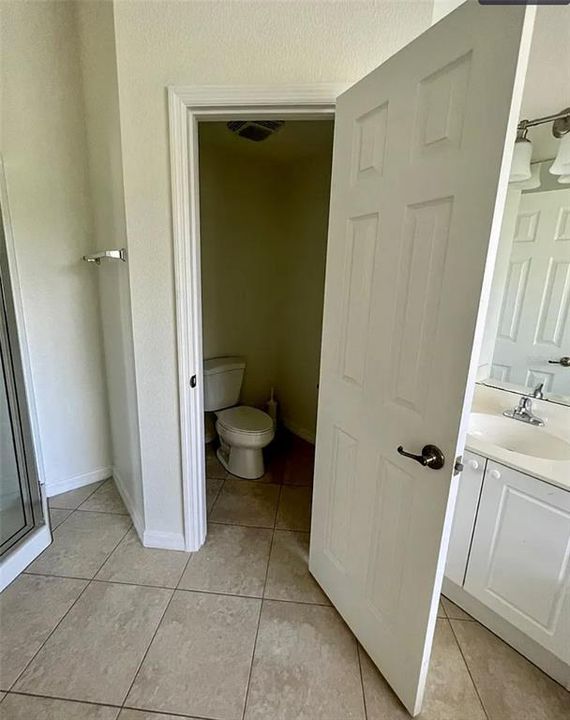 For Rent: $2,250 (4 beds, 3 baths, 1873 Square Feet)