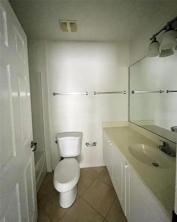 For Rent: $2,250 (4 beds, 3 baths, 1873 Square Feet)