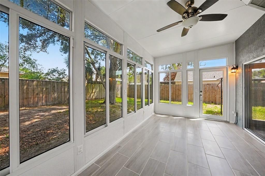 For Sale: $374,900 (4 beds, 2 baths, 1470 Square Feet)