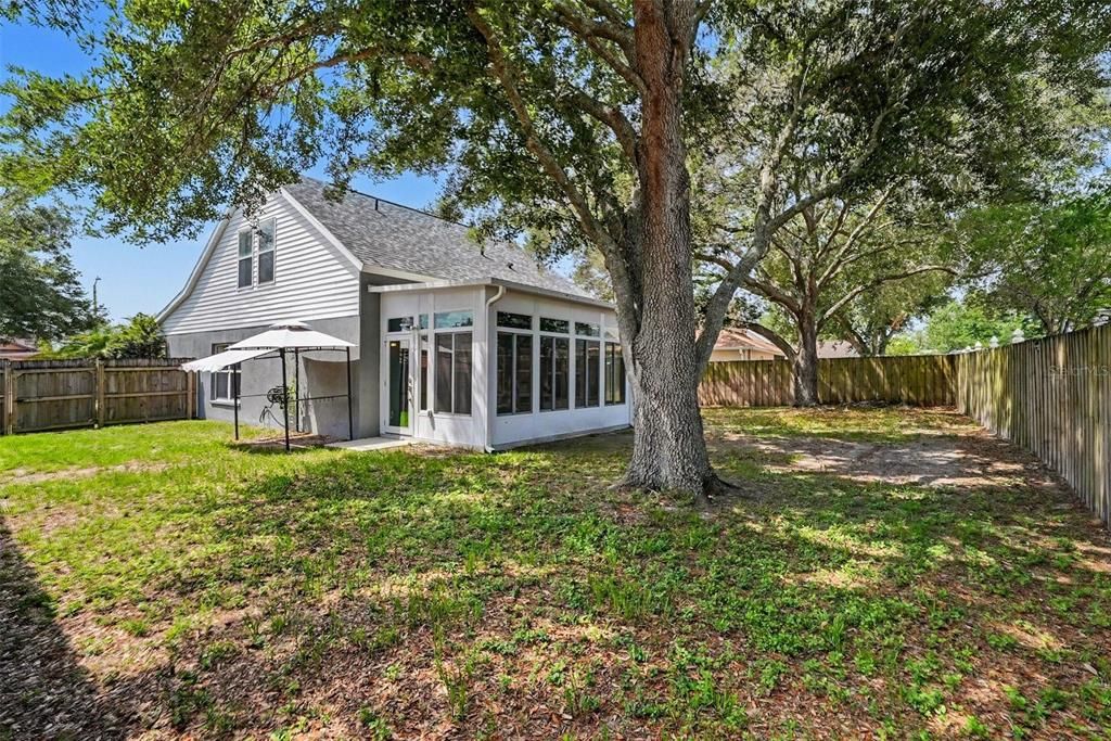 For Sale: $374,900 (4 beds, 2 baths, 1470 Square Feet)