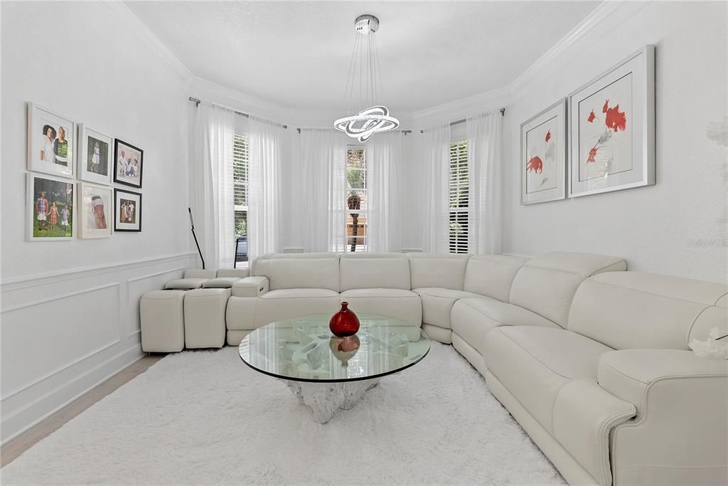 En Venta: $750,000 (4 camas, 2 baños, 2907 Pies cuadrados)