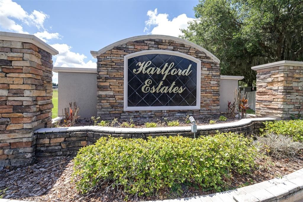 En Venta: $435,000 (4 camas, 3 baños, 2418 Pies cuadrados)