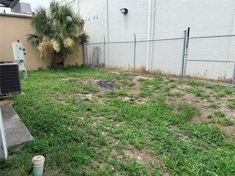 En Venta: $335,000 (0 camas, 0 baños, 1280 Pies cuadrados)