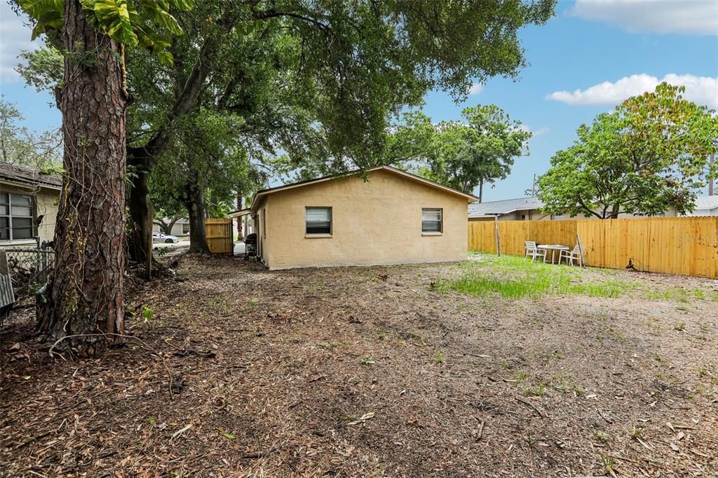 For Sale: $450,000 (4 beds, 0 baths, 1690 Square Feet)