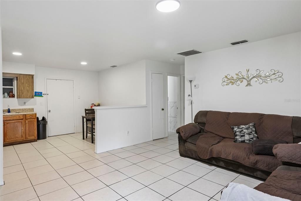 For Sale: $450,000 (4 beds, 0 baths, 1690 Square Feet)