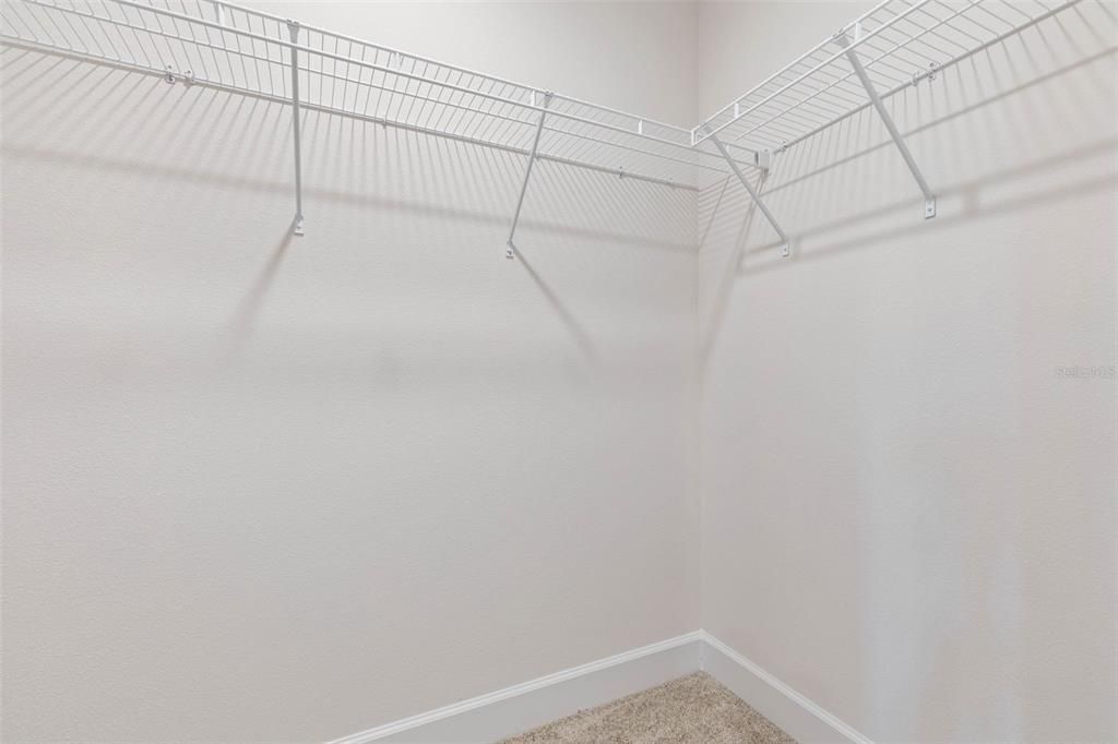 En Venta: $370,900 (4 camas, 3 baños, 2265 Pies cuadrados)