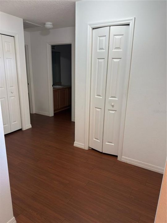 For Rent: $2,000 (2 beds, 2 baths, 1249 Square Feet)