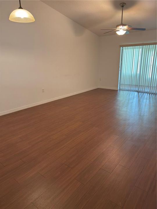 For Rent: $2,000 (2 beds, 2 baths, 1249 Square Feet)