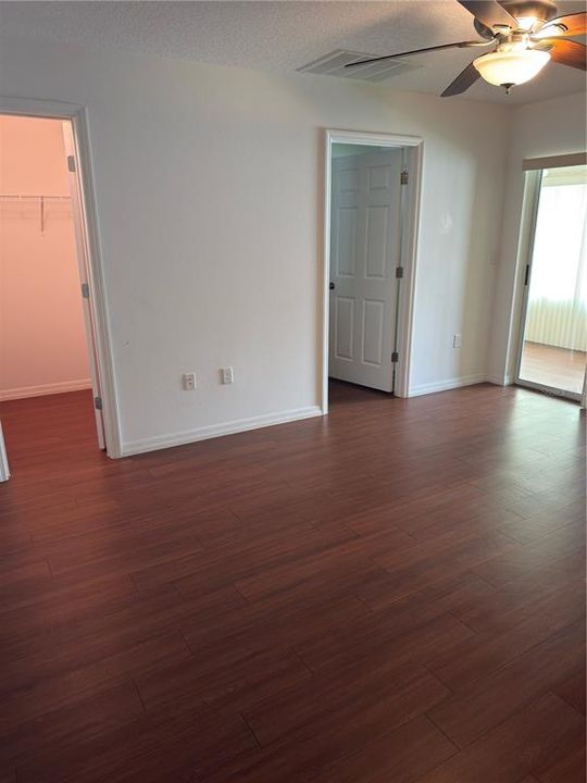 For Rent: $2,000 (2 beds, 2 baths, 1249 Square Feet)