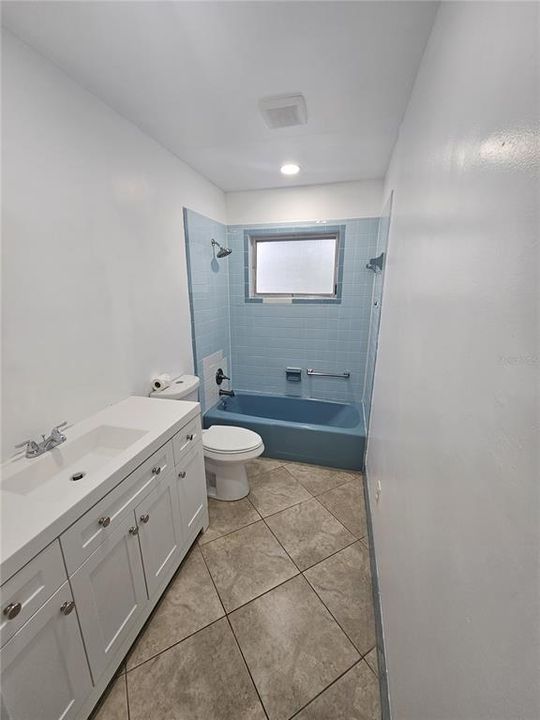 В аренду: $1,600 (3 спален, 2 ванн, 1401 Квадратных фут)