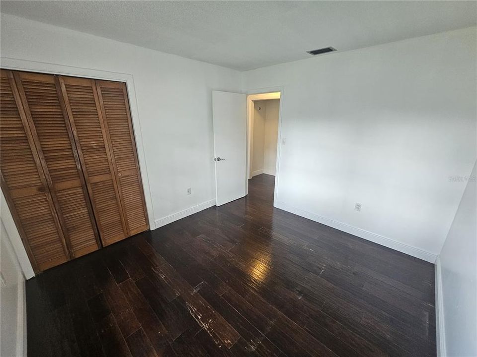 В аренду: $1,600 (3 спален, 2 ванн, 1401 Квадратных фут)